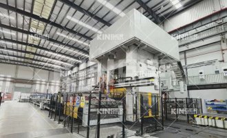 【产品动态】“汽车减重利器”，，，，，利来w66机械人打造高强钢热成形生产线，，，，，为你赋能增效！